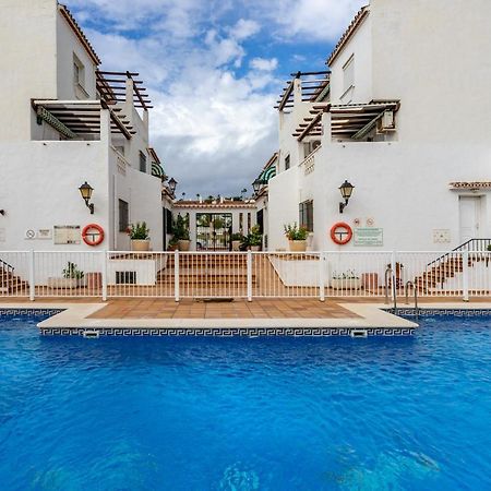 La Duquesa Apartment With Pool By Costarentals - Ref M8 مانيلفا المظهر الخارجي الصورة