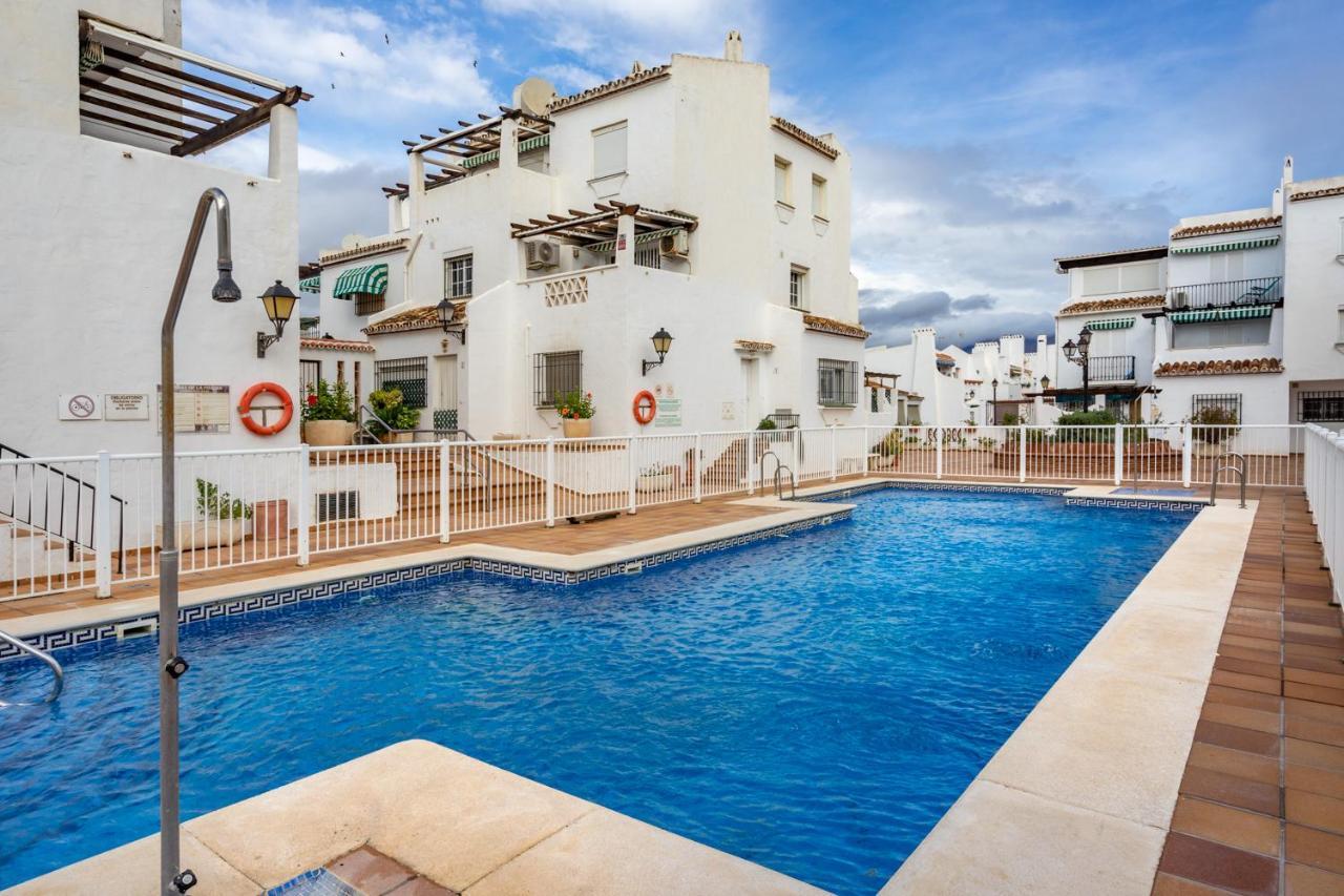 La Duquesa Apartment With Pool By Costarentals - Ref M8 مانيلفا المظهر الخارجي الصورة